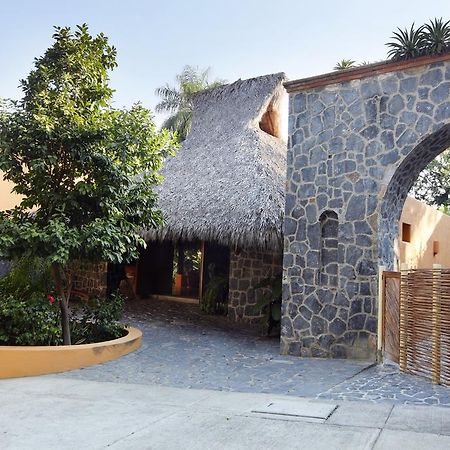 Hotel Casa Don Francisco Ixtapa  Eksteriør bilde