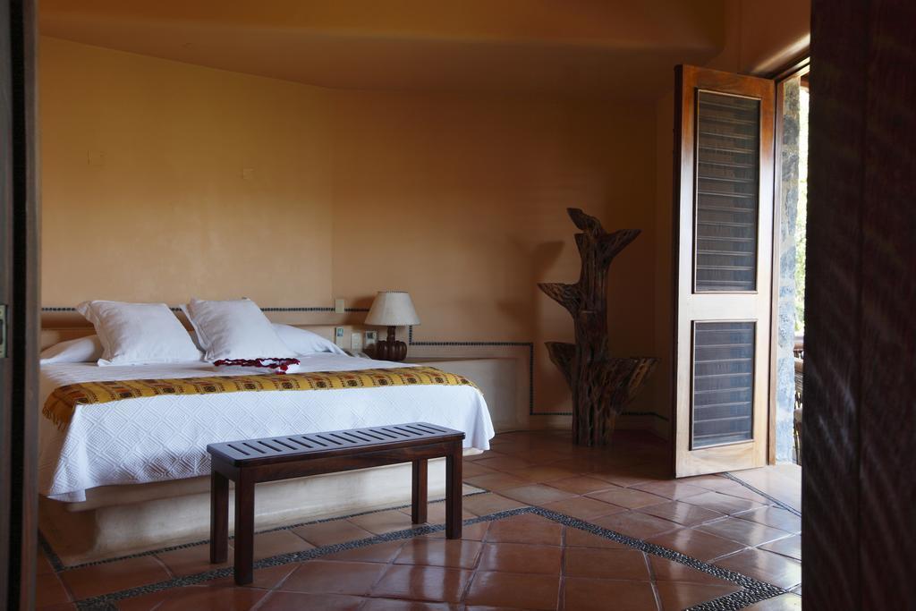Hotel Casa Don Francisco Ixtapa  Eksteriør bilde