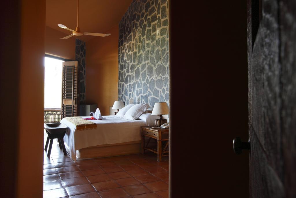Hotel Casa Don Francisco Ixtapa  Eksteriør bilde