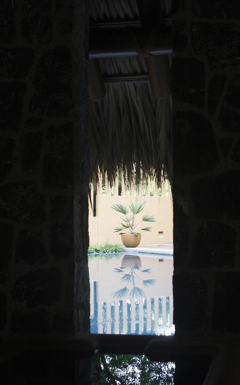 Hotel Casa Don Francisco Ixtapa  Eksteriør bilde